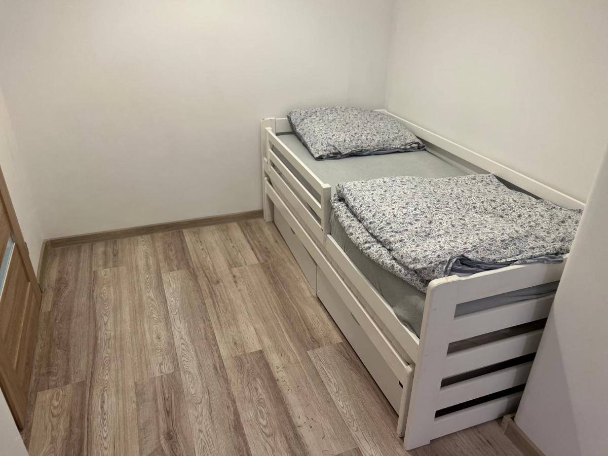 Apartamento Apartament 3 Pokojowy Z Parkingiem Zabkowice Slaskie Exterior foto